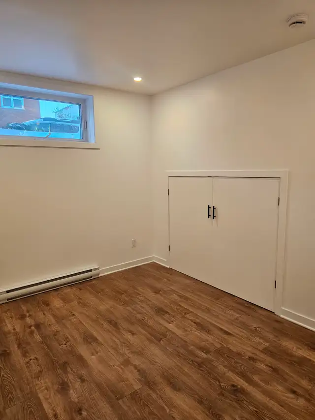 Grand 8 1/2 a louer dans St-Henri - Photo 4