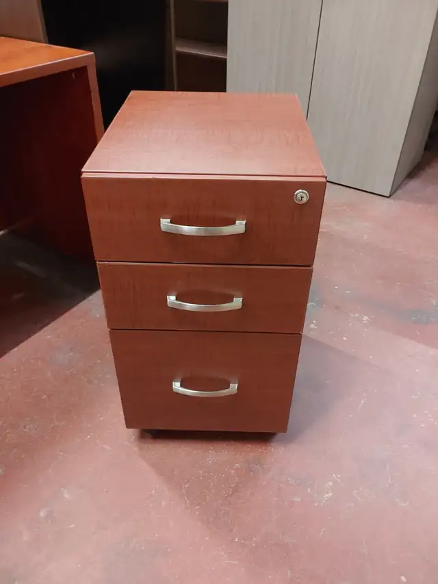 WHITEBOARDS AND LETTER Pigeon holes - Photo 3