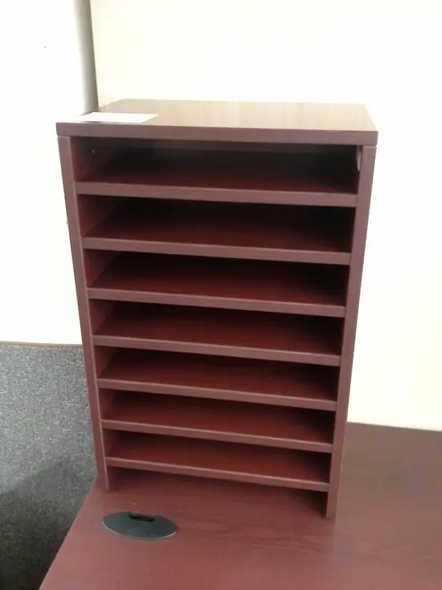 WHITEBOARDS AND LETTER Pigeon holes - Photo 6