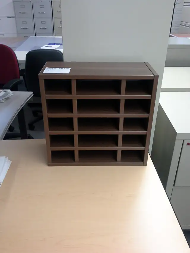 WHITEBOARDS AND LETTER Pigeon holes - Photo 10