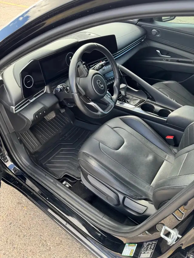 2023 HYUNDAI ELANTRA LUXURY - Photo 6