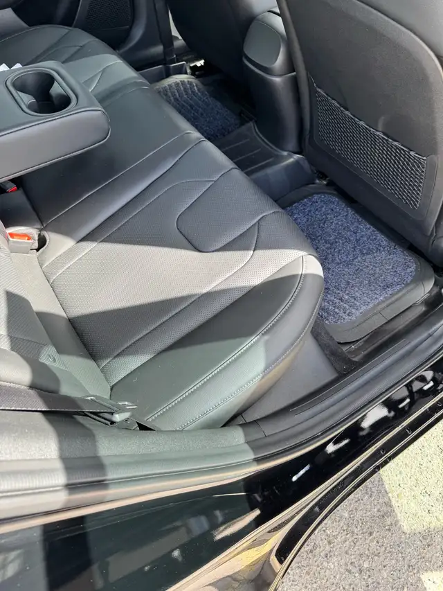 2023 HYUNDAI ELANTRA LUXURY - Photo 8