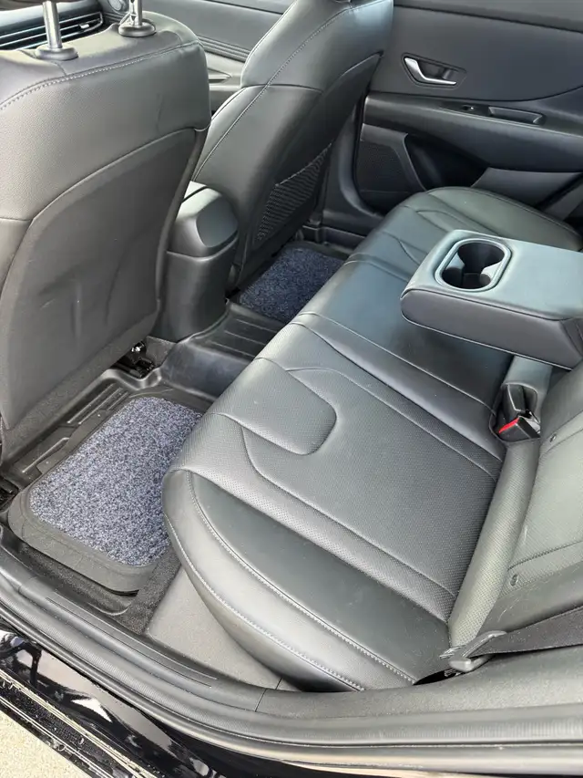 2023 HYUNDAI ELANTRA LUXURY - Photo 9