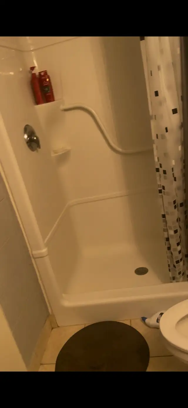 summer sublet (may-August) - Photo 5