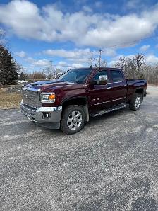 2017 GMC Sierra 2500 HD Duramax diesel - Photo 3