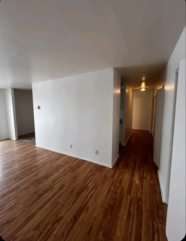 5 1/2 JUILLET La Prairie à côté A132, Pont Champlain à 7min - Photo 9