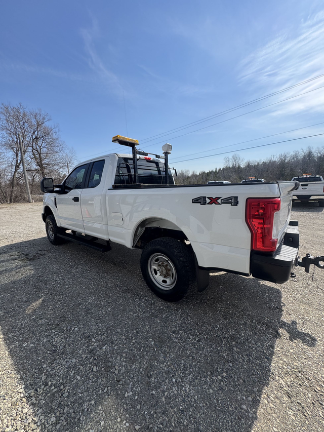 2017 Ford Super Duty F-250 SRW 6.8 FT BOX 4x4 — CERTIFIED — - Photo 5