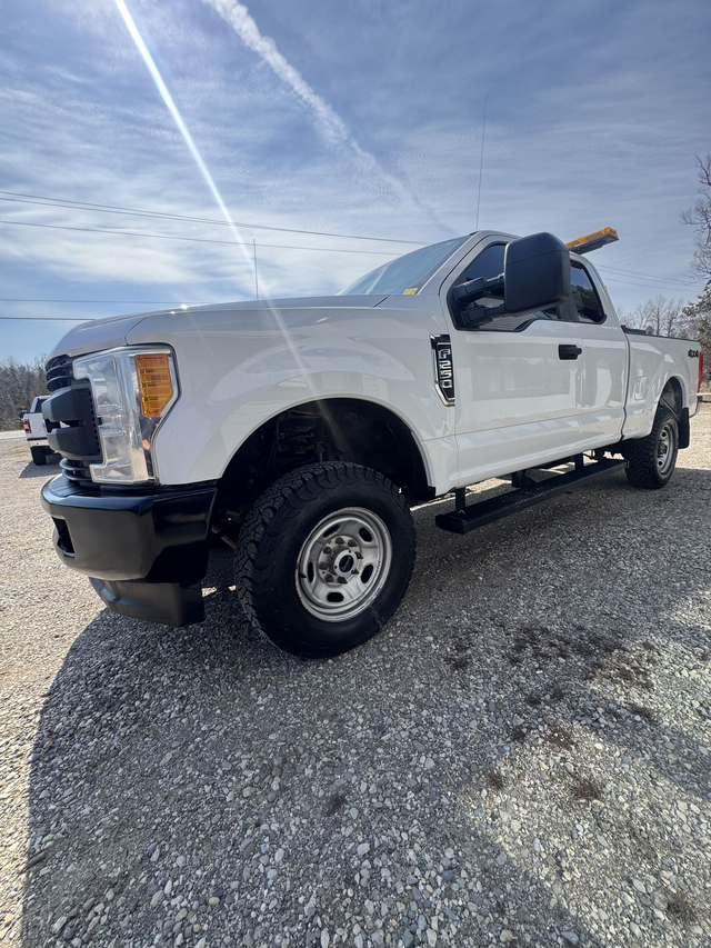 2017 Ford Super Duty F-250 SRW 6.8 FT BOX 4x4 — CERTIFIED — - Photo 7