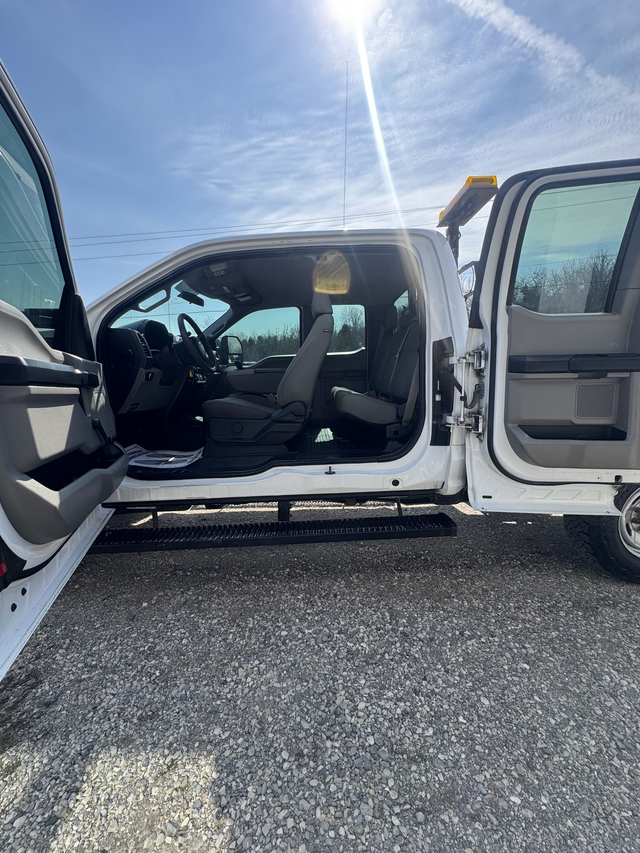 2017 Ford Super Duty F-250 SRW 6.8 FT BOX 4x4 — CERTIFIED — - Photo 8