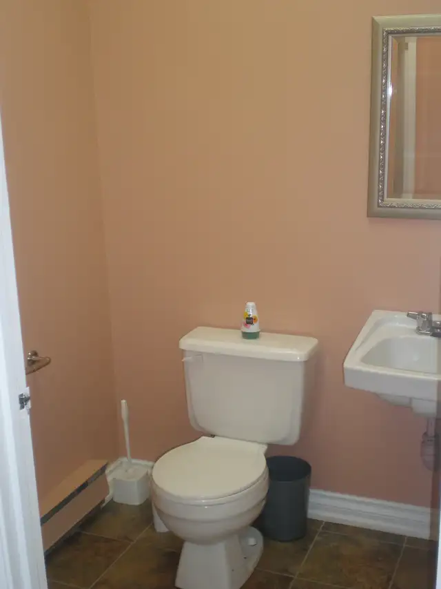 Newly Renovated Office Space for Rent HOT Location TMI Inc. - Photo 5