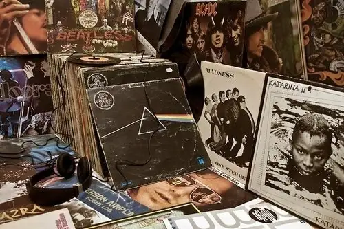 WANTED: Vinyl LP Records !$ - Photo 3