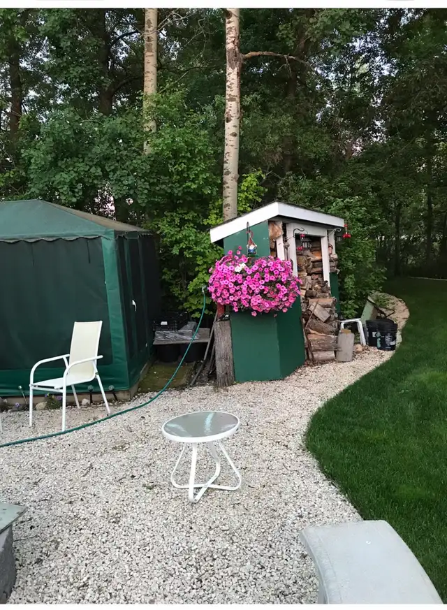 house garage waterfront! netley creek Petersfield MB - Photo 2