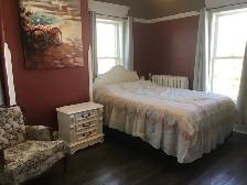 bedroom for rent in Weyburn with private bathroom