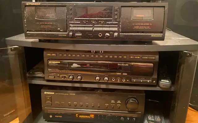 Sound System (Pioneer)   Cables & Remotes! - Photo 2