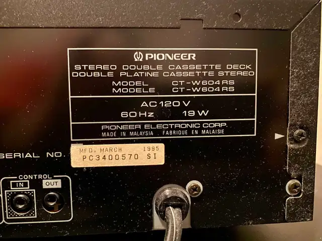 Sound System (Pioneer)   Cables & Remotes! - Photo 4