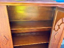 Beautiful Display Cabinet - Photo 6