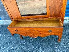 Beautiful Display Cabinet - Photo 8