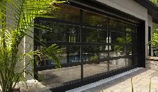 PORTE DE GARAGE OU MOTEUR