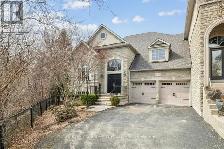 2 rooms for rent in quiet house in Oakville available April 15