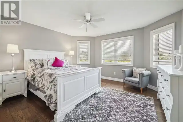 2 rooms for rent in quiet house in Oakville available April 15 - Photo 10