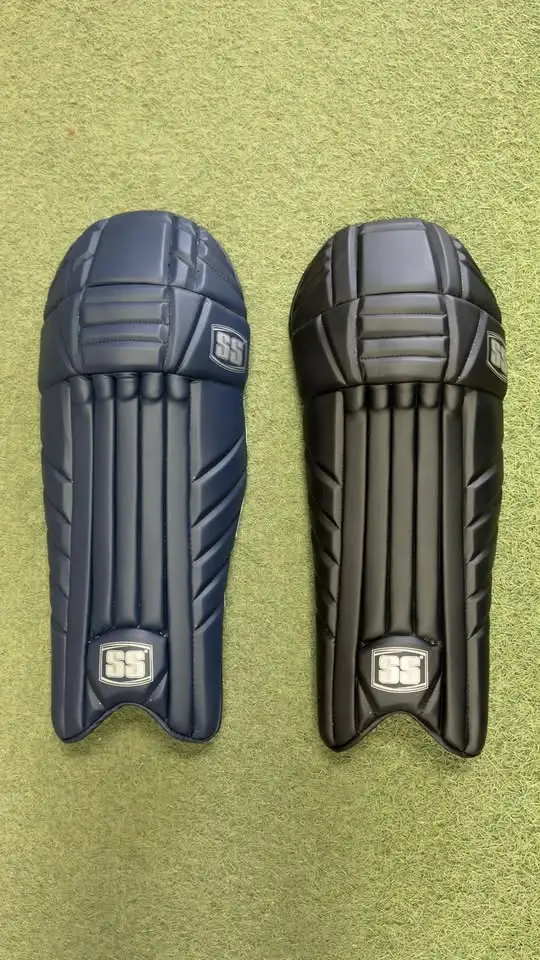 SS Gladiator Batting Pads