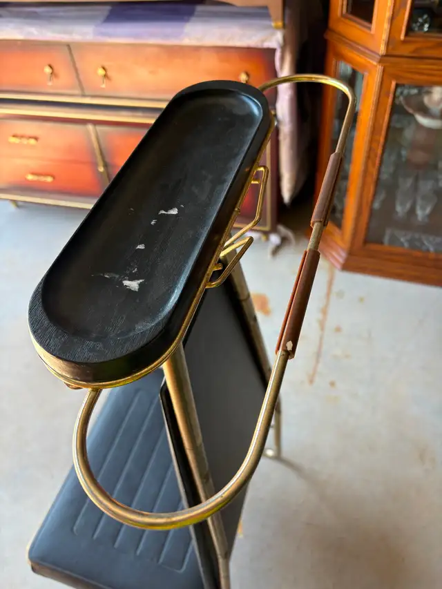 MCM Valet Butler Chair (Brass & Vinyl) - Photo 8