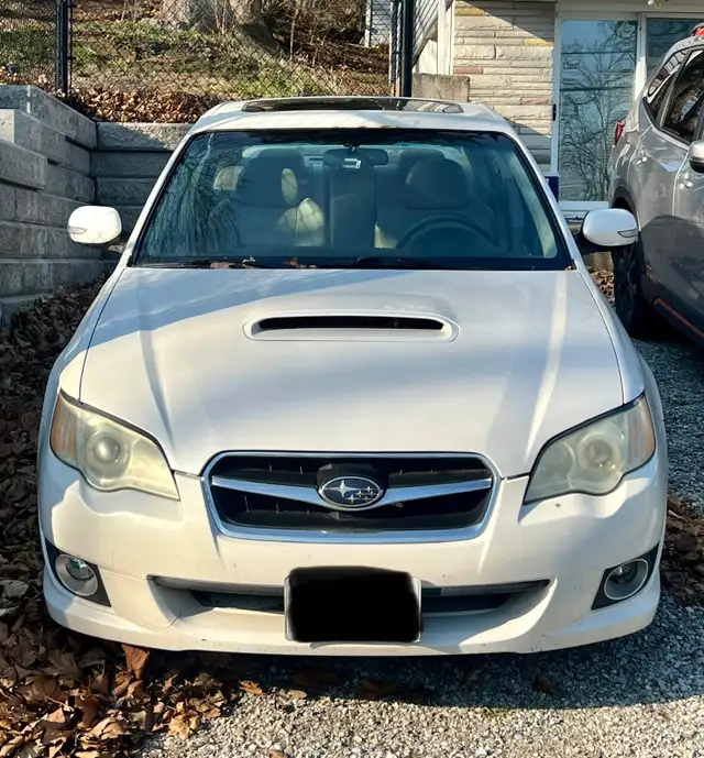 2009 Subaru Legacy GT - Photo 2