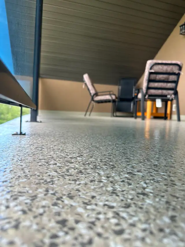 Epoxy Floor Coating Installer (Lead Hand & Apprentice) - Photo 5