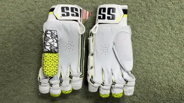 SS Superlite Batting Gloves - Photo 2