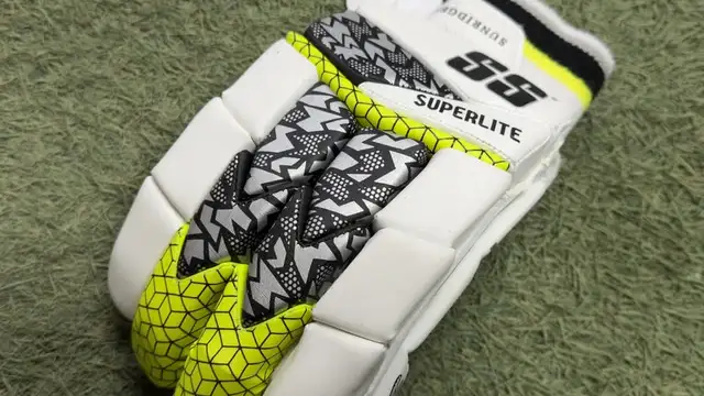 SS Superlite Batting Gloves - Photo 5