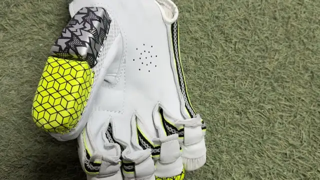 SS Superlite Batting Gloves - Photo 6