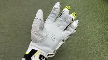 SS Tournament Cricket Batting Gloves - Photo 2