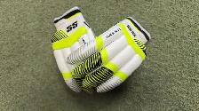 SS Tournament Cricket Batting Gloves - Photo 4