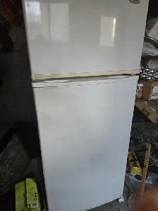 Freezer and stove for sale-Great condition - Photo 3