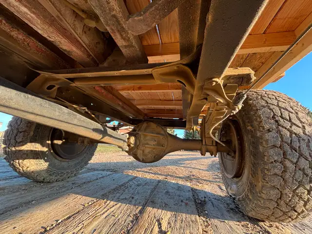 Great shape 1949 Chevy Truck - Photo 5