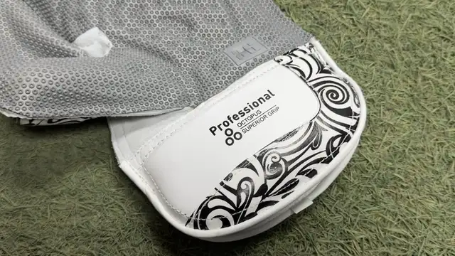 SS Professional Keeping Gloves - Photo 3