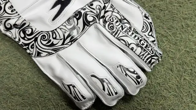 SS Professional Keeping Gloves - Photo 4