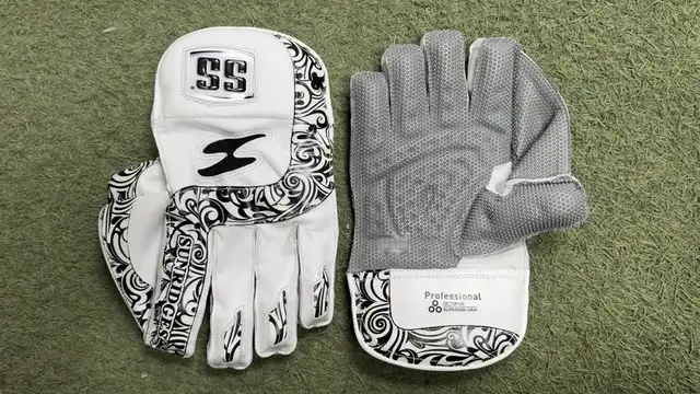 SS Professional Keeping Gloves - Photo 6
