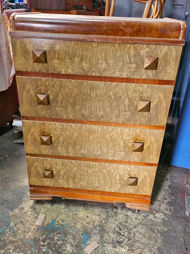 Commode vintage en bois – Style Art déco - 100$ - Photo 2