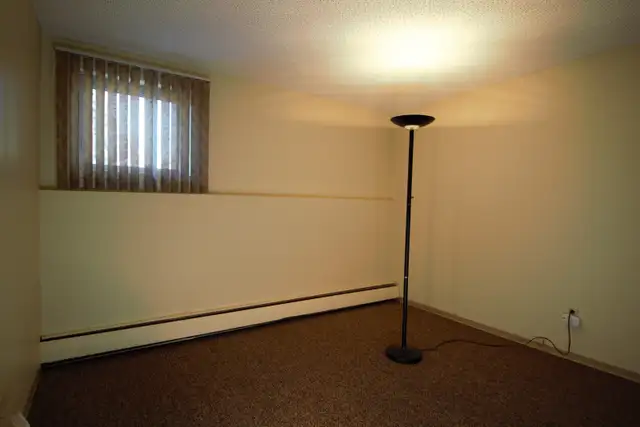 UPDATE:  Melville Apartments - One bedroom suite behind Cityhall - Photo 3