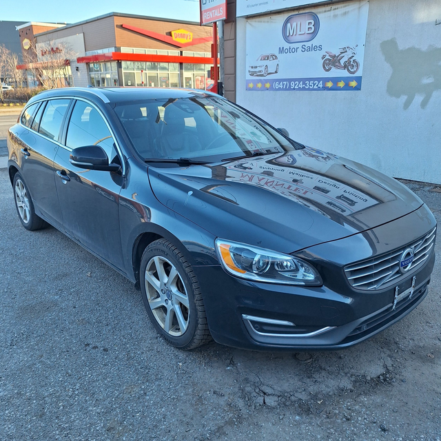 2015 Volvo V60 T6 Premier Plus, AWD, 3.0l 6cyl - Photo 10