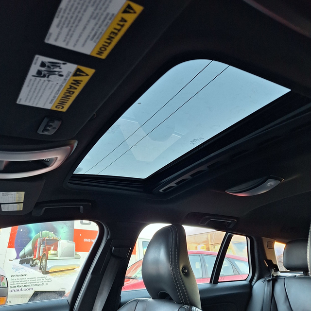 2015 Volvo V60 T6 Premier Plus, AWD, 3.0l 6cyl - Photo 21