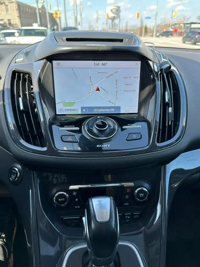 2013 Ford Escape Titanium - Photo 15