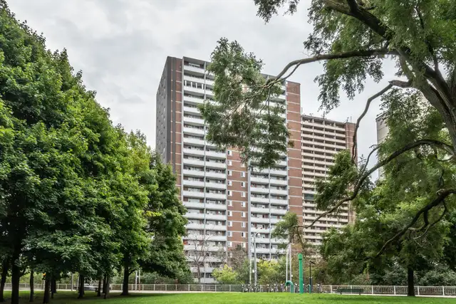 renovated two bedroom, river and gerrard - ID 3084 - Photo 14