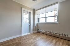 Renovated two bedroom, Jameson and Queen - ID 615 - Photo 6