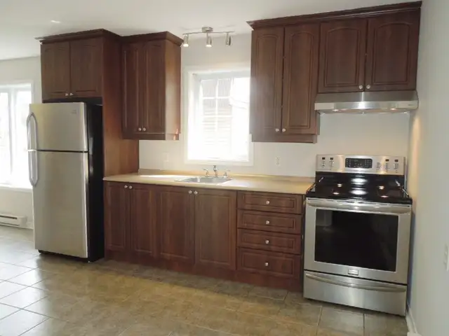 AUBAINE - 995 $ - 4 1/2 - RDC - IMMEUBLE BIEN ENTRETEN - Photo 3