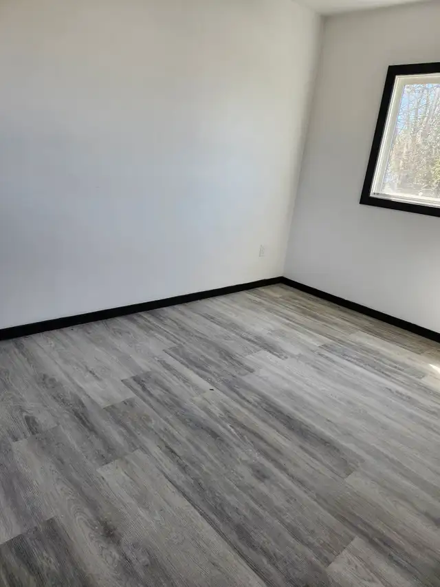 7 Third St - 2 Bedroom Mini Home in HAMPTON - Photo 6