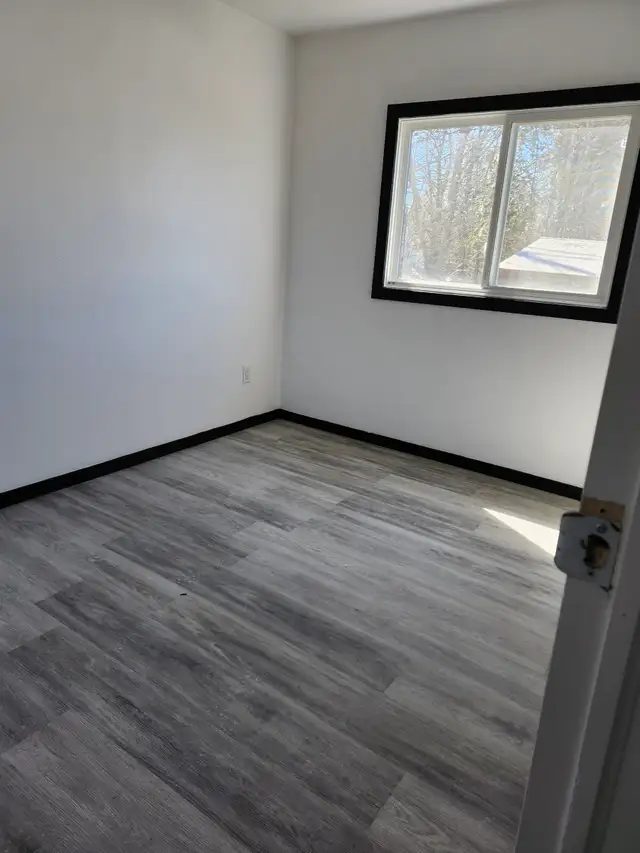 7 Third St - 2 Bedroom Mini Home in HAMPTON - Photo 7