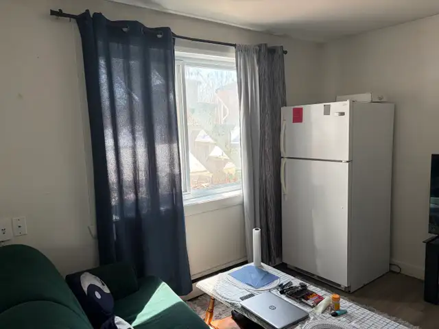 Beau 2 1/2, chemin St-Louis, Juillet - Photo 9