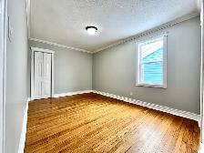 22 Torbay Rd - Two Bedroom Main Floor Heat & Hot Water Inc - Photo 9